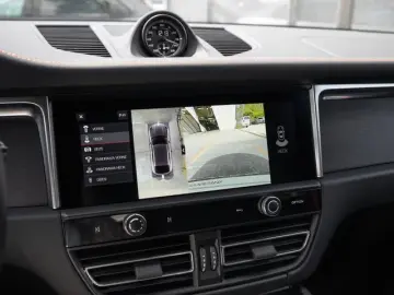 Porsche Macan GTS AHK 18 Wege Sitze Spurwechsel CarPlay