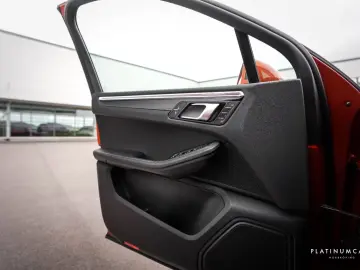 Porsche Macan S PDK 380hp   Adaptive   Trailer   Comfort