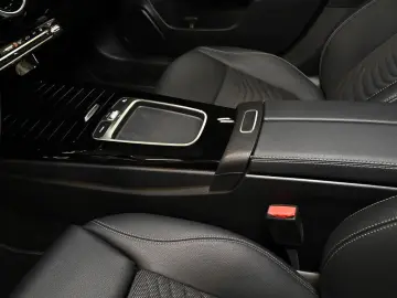 MERCEDES-BENZ A 250 e Progressive Advanced LED NAVI …