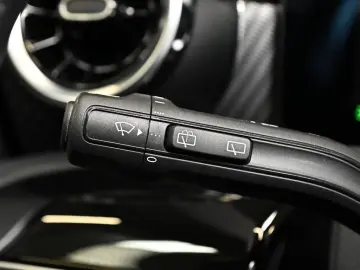MERCEDES-BENZ A 250 e Progressive Advanced LED NAVI …
