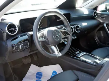 MERCEDES-BENZ A 250 e   PROGRESSIVE KAMERA SPUR STAN…