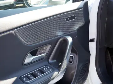 MERCEDES-BENZ A 250 e   PROGRESSIVE KAMERA SPUR STAN…