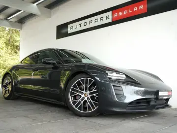 PORSCHE Taycan GTS Pano NightVision HeadUp Sitzklima Mas