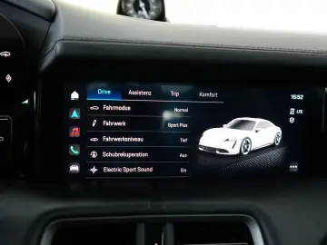 PORSCHE Taycan GTS Pano NightVision HeadUp Sitzklima Mas