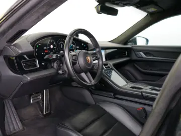 PORSCHE Taycan GTS Pano NightVision HeadUp Sitzklima Mas
