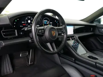 PORSCHE Taycan GTS Pano NightVision HeadUp Sitzklima Mas