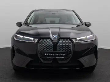 BMW IX xD50  Sport 360 DAB H K Laser Komfort ACC 22