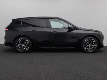 BMW IX xD50  Sport 360 DAB H K Laser Komfort ACC 22