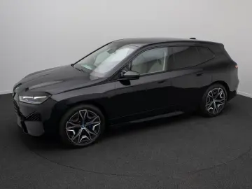 BMW IX xD50  Sport 360 DAB H K Laser Komfort ACC 22