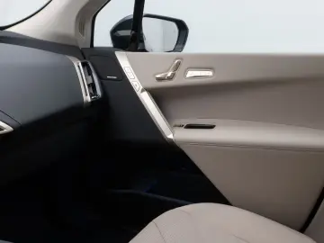 BMW IX xD50  Sport 360 DAB H K Laser Komfort ACC 22