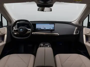 BMW IX xD50  Sport 360 DAB H K Laser Komfort ACC 22