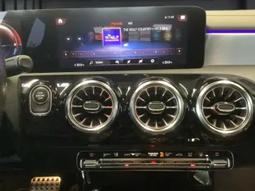 MERCEDES-BENZ CLA 250 e Coupé AMG MBUX PANO MBEAM AM…