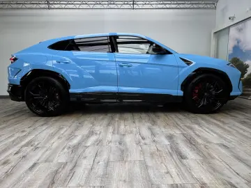 LAMBORGHINI Urus SE B&O 3D Style Package 23  Pano Sportivo