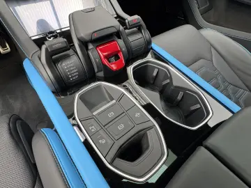 LAMBORGHINI Urus SE B&O 3D Style Package 23  Pano Sportivo