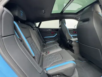 LAMBORGHINI Urus SE B&O 3D Style Package 23  Pano Sportivo