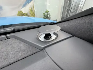 LAMBORGHINI Urus SE B&O 3D Style Package 23  Pano Sportivo
