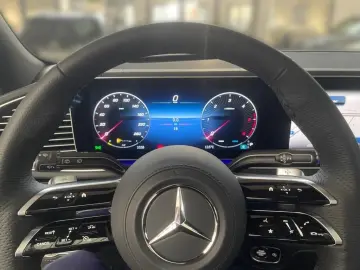 MERCEDES-BENZ GLE 450 d 4MATIC  MANUFAKTUR AHK STANDHEIZUNG