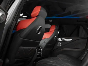BMW XM Label Akrapovič Ht Vnt Msg Soft-Close DAP