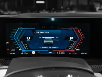 BMW XM Label Akrapovič Ht Vnt Msg Soft-Close DAP