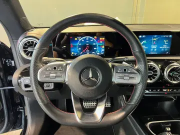 MERCEDES-BENZ CLA 250 e AMG Night Pano Tot PTS MBUX …