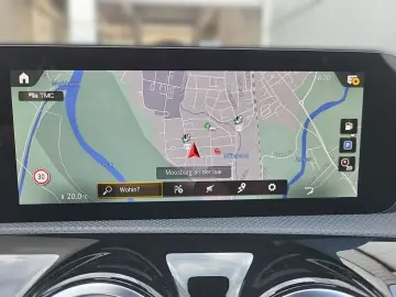 MERCEDES-BENZ CLA 250 e Coupé AMG Night Ambi MBUX AR CarPlay