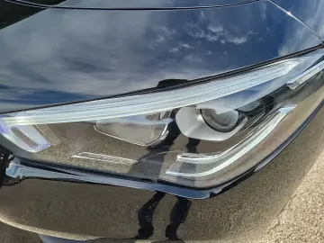 MERCEDES-BENZ CLA 250 e Coupé AMG Night Ambi MBUX AR CarPlay