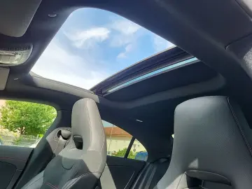 MERCEDES-BENZ CLA 250 e Coupé AMG Night Ambi MBUX AR CarPlay