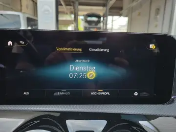 MERCEDES-BENZ CLA 250 e Coupé AMG Night Ambi MBUX AR CarPlay
