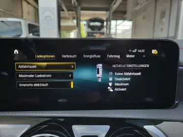 MERCEDES-BENZ CLA 250 e Coupé AMG Night Ambi MBUX AR CarPlay