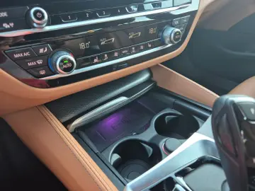 BMW 530 e M Sport Laser Profi Digital Cam Leder