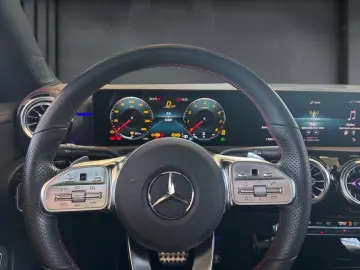 MERCEDES-BENZ CLA 200 Coupé AMG MBUX Night Ambiente CarPlay