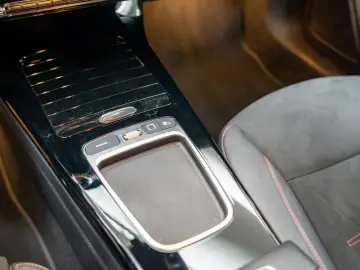 MERCEDES-BENZ CLA 180 Coupé AMG Sport Advanced  LED …