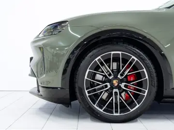 Porsche Cayenne S Coupé Electric