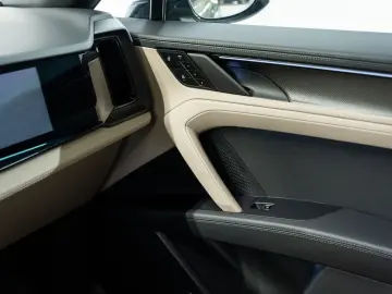Porsche Cayenne S Coupé Electric