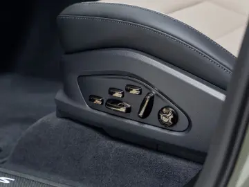 Porsche Cayenne S Coupé Electric