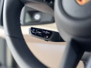 Porsche Cayenne S Coupé Electric