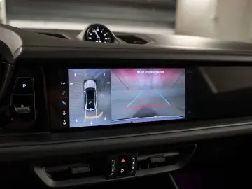 Porsche Cayenne E-Hybrid Coupe Black Edition