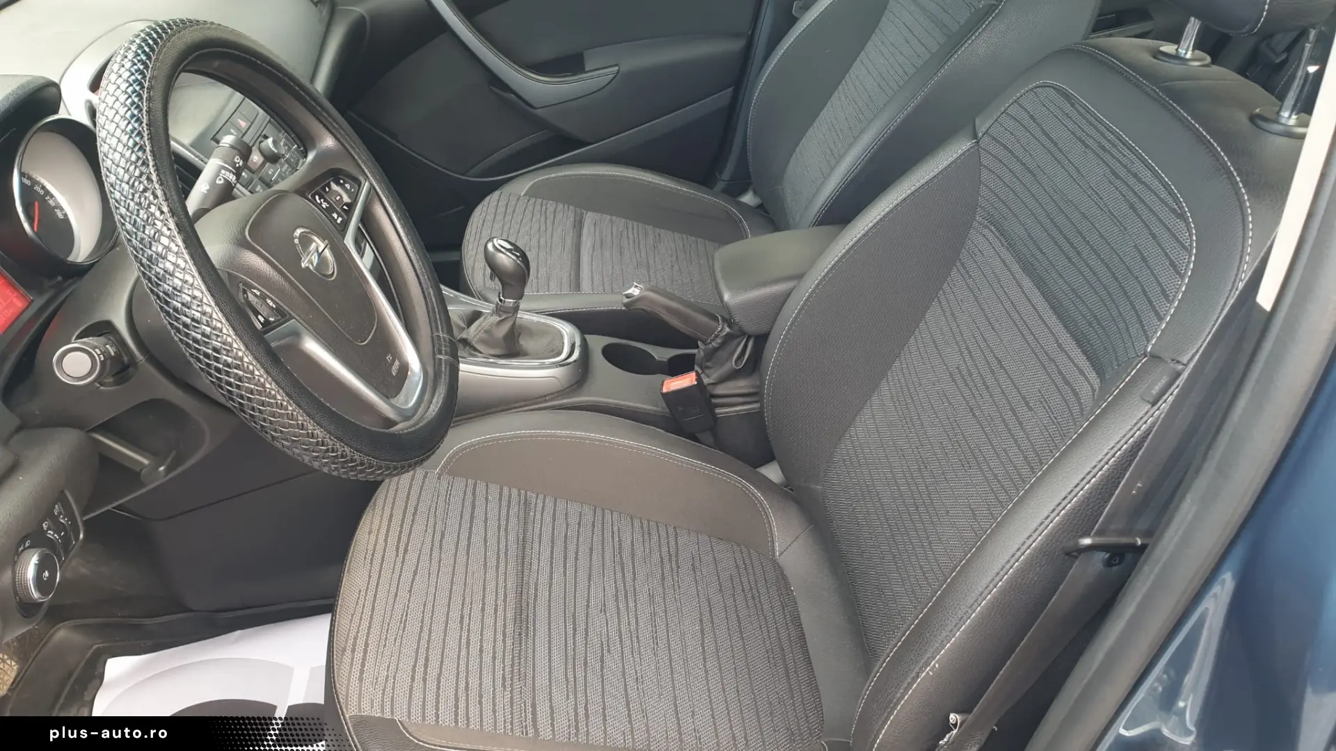 Opel Astra 2016 1.6 CDTI 110 CP Cosmo – Istoric Service