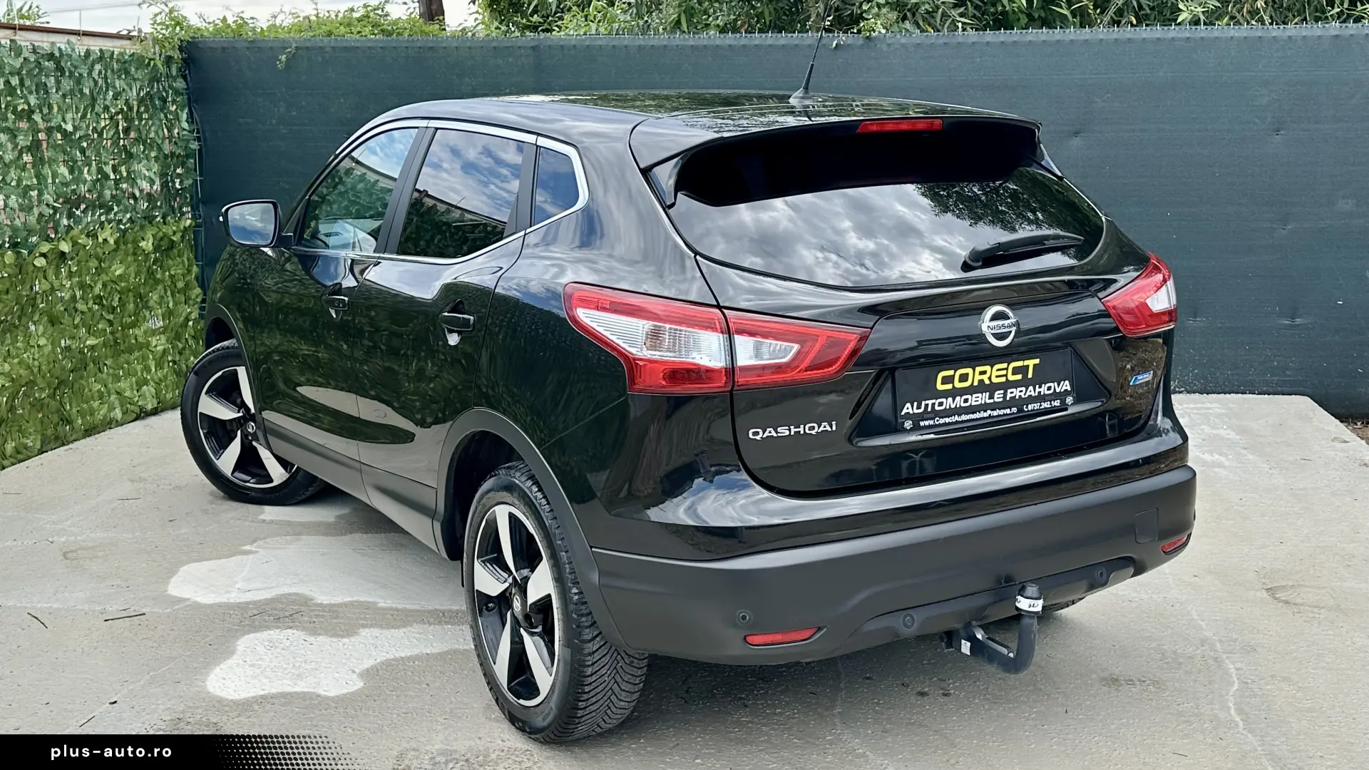 Nissan Qashqai Carte service Carlig Rate Garantie