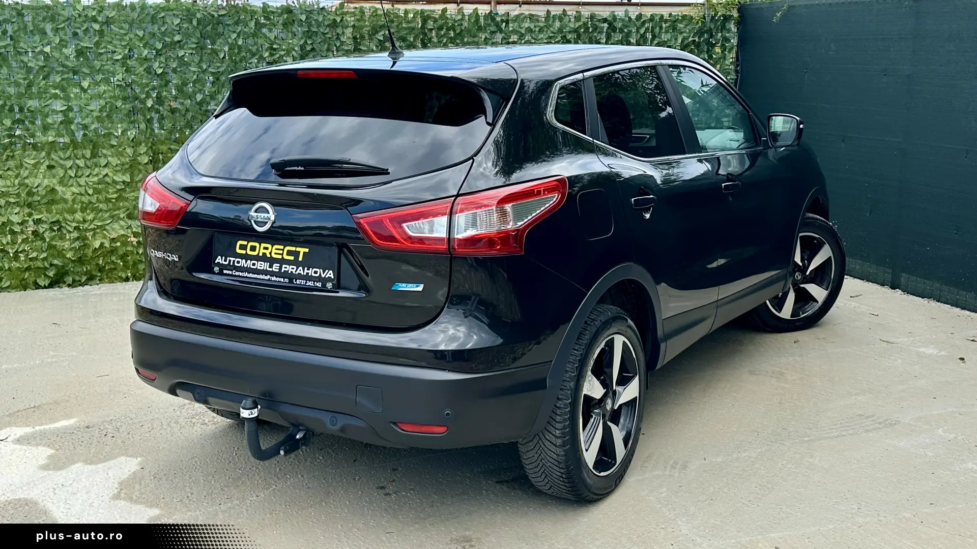 Nissan Qashqai Carte service Carlig Rate Garantie