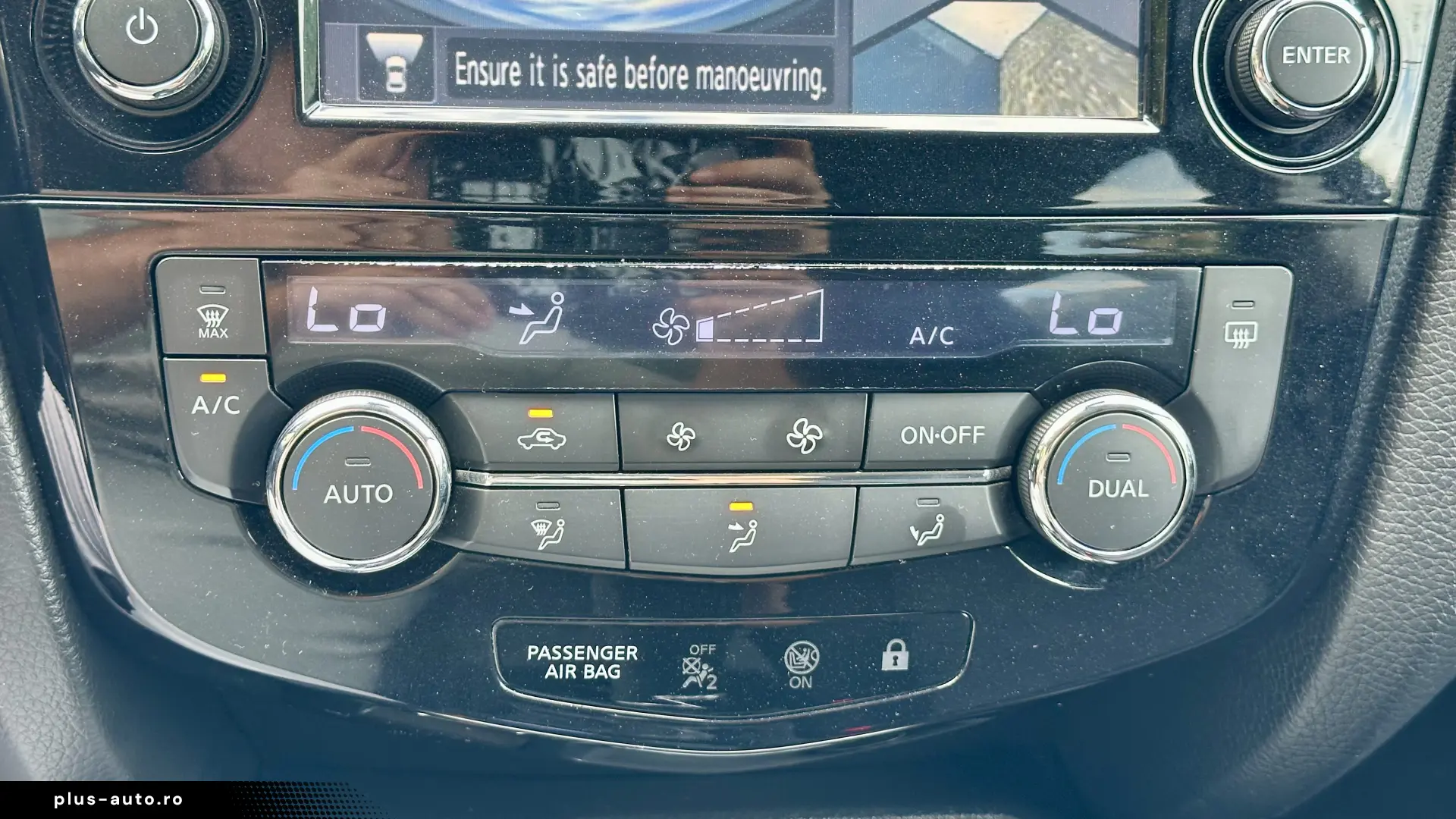 Nissan Qashqai Carte service Carlig Rate Garantie