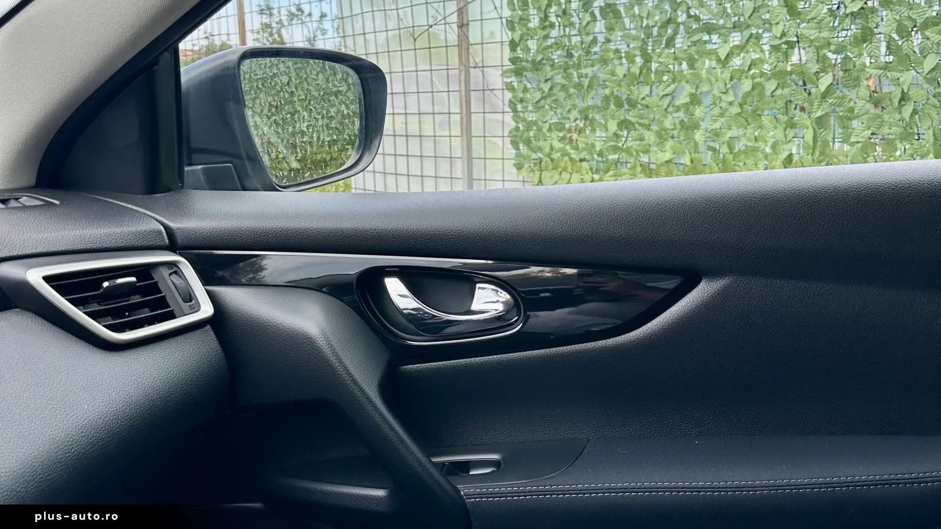 Nissan Qashqai Carte service Carlig Rate Garantie