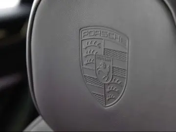 Porsche Cayenne E-Hyb. Coupe Black Edition Head-Up