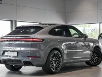 Porsche Cayenne E-Hybrid Coupe Black Edition SHZ HEAD-UP