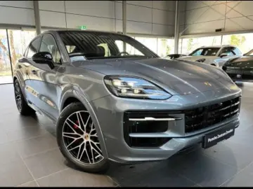 Porsche Cayenne S E-Hybrid Coupe Black Edition Head-Up