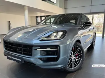 Porsche Cayenne S E-Hybrid Coupe Black Edition Head-Up