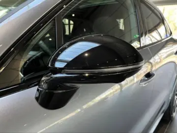 Porsche Cayenne S E-Hybrid Coupe Black Edition Head-Up