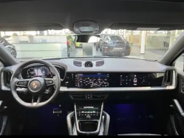Porsche Cayenne S E-Hybrid Coupe Black Edition Head-Up