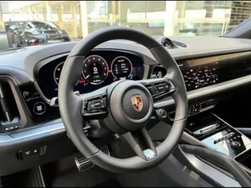 Porsche Cayenne S E-Hybrid Coupe Black Edition Head-Up