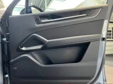 Porsche Cayenne S E-Hybrid Coupe Black Edition Head-Up